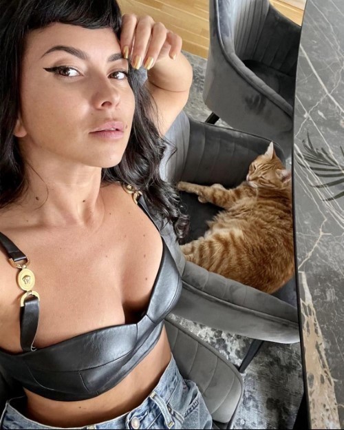 Inna Sexy Singer  nude photo