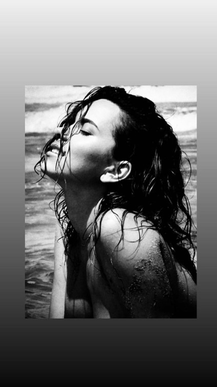 Inna Insta Post  nude photo