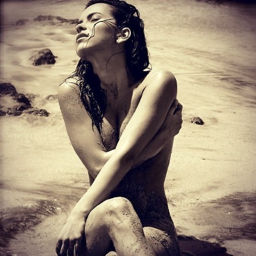 Inna Nude Posing On Beach  nude photo