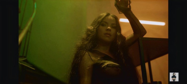 Inna Up (Official Video  nude photo