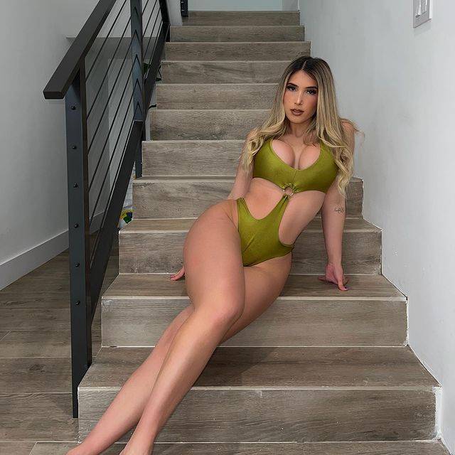 Isabella Buscemi missbuscemi  nude photo