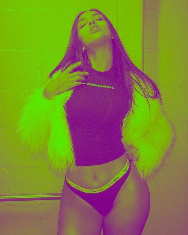 Izabela Guedes  nude photo