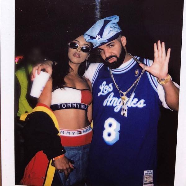 Izabela Guedes  nude photo