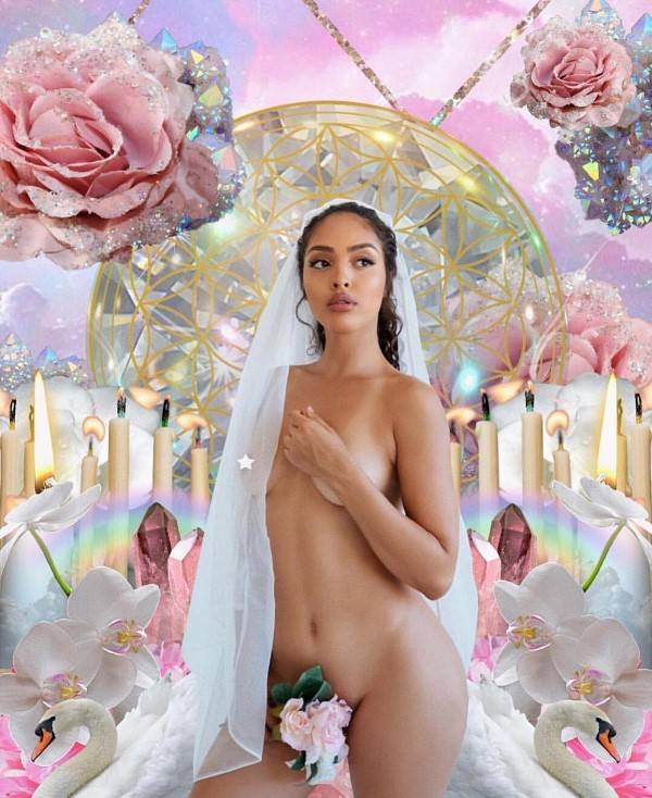 Izabela Guedes  nude photo