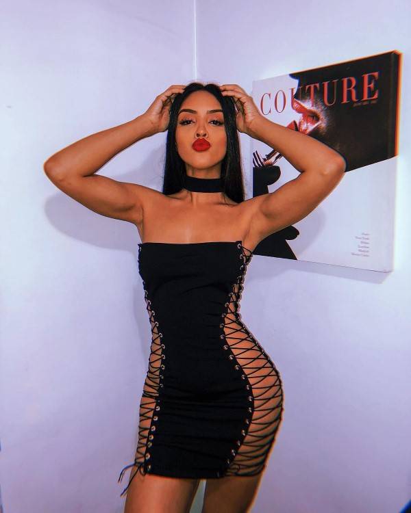 Izabela Guedes  nude photo