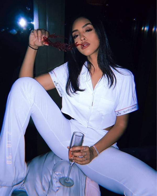 Izabela Guedes  nude photo