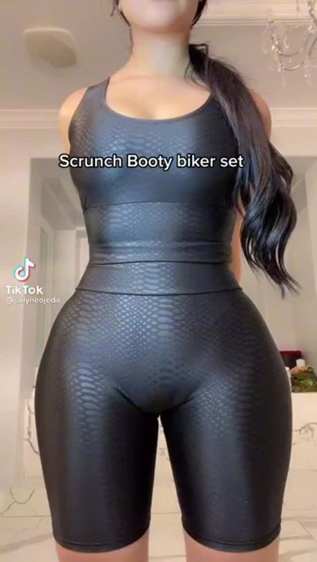 Jailyne Ojeda  nude photo