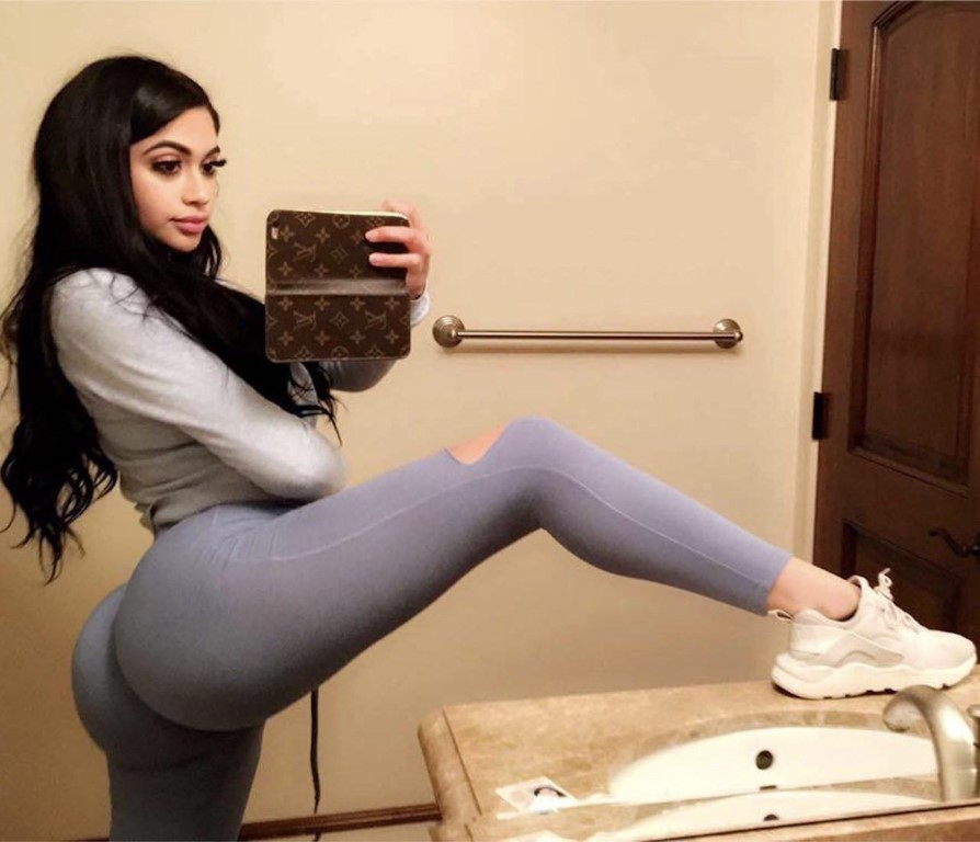 Jailyne Ojeda  nude photo
