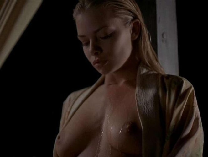 Jaime Pressly Nude Blowjob  nude photo