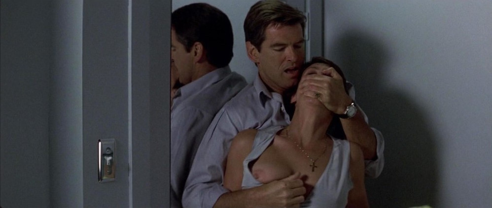 Jamie Lee Curtis Nipslip Scene  nude photo