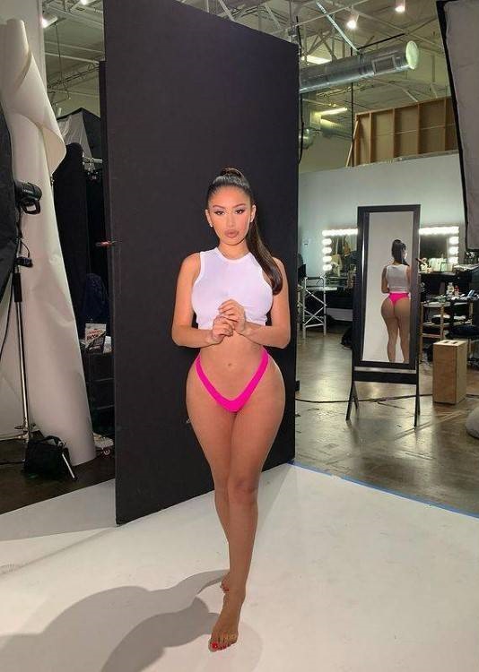 Janet Guzman  nude photo