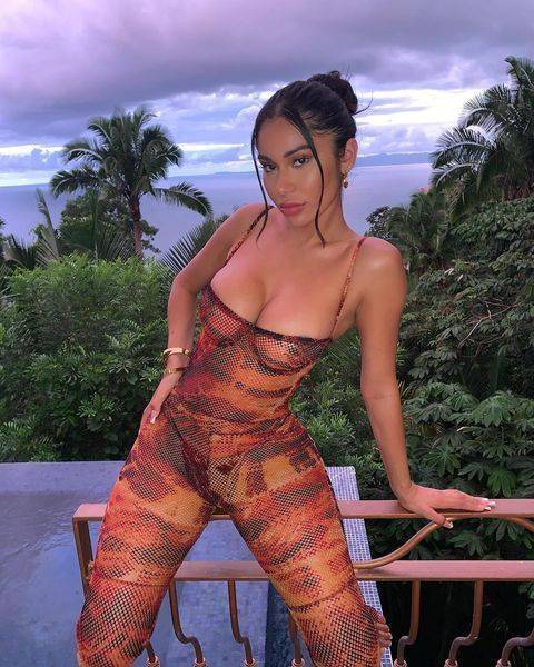 Janet Guzman  nude photo