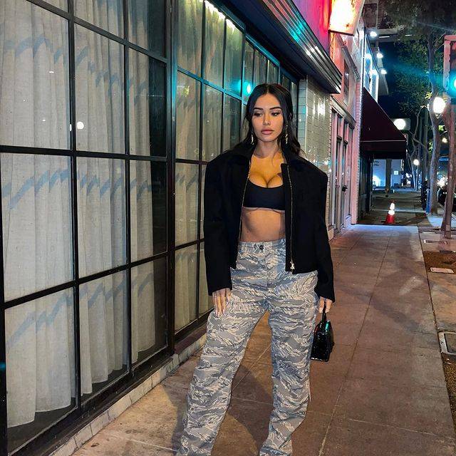 Janet Guzman  nude photo