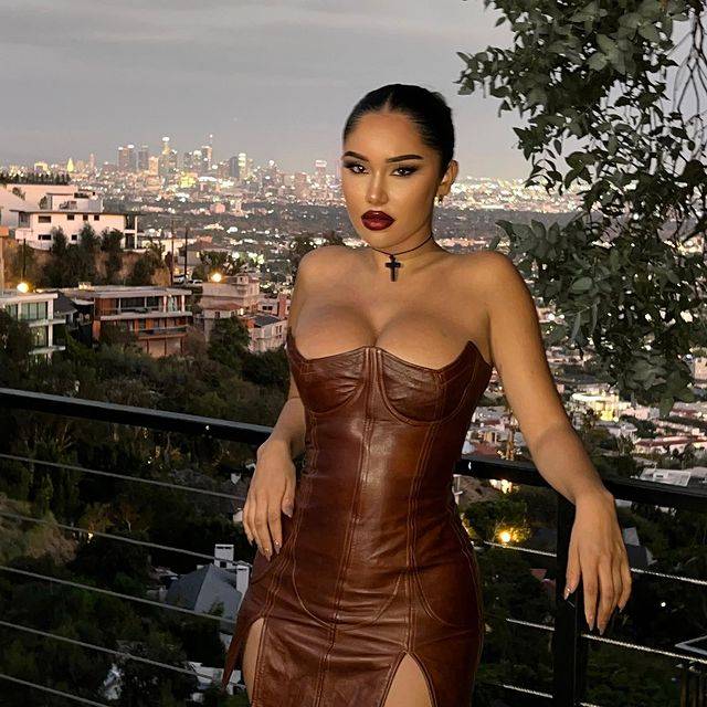 Janet Guzman  nude photo