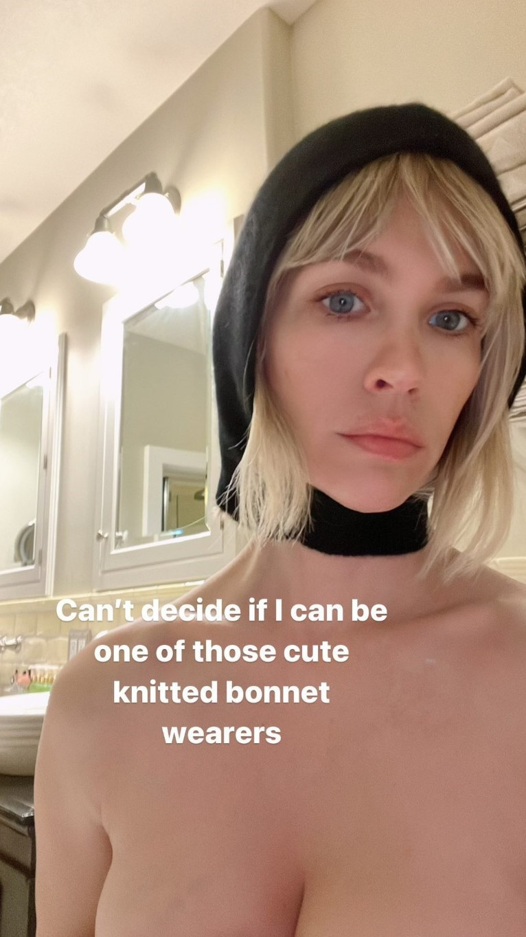 January Jones  nude photo