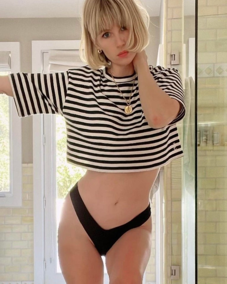January Jones Hot In Sexy Panties  nude photo