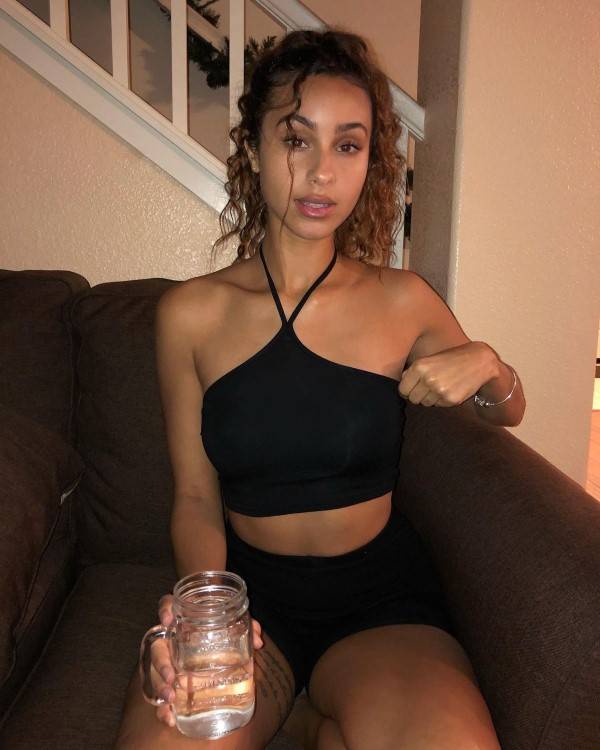 Jasmine Rae  nude photo