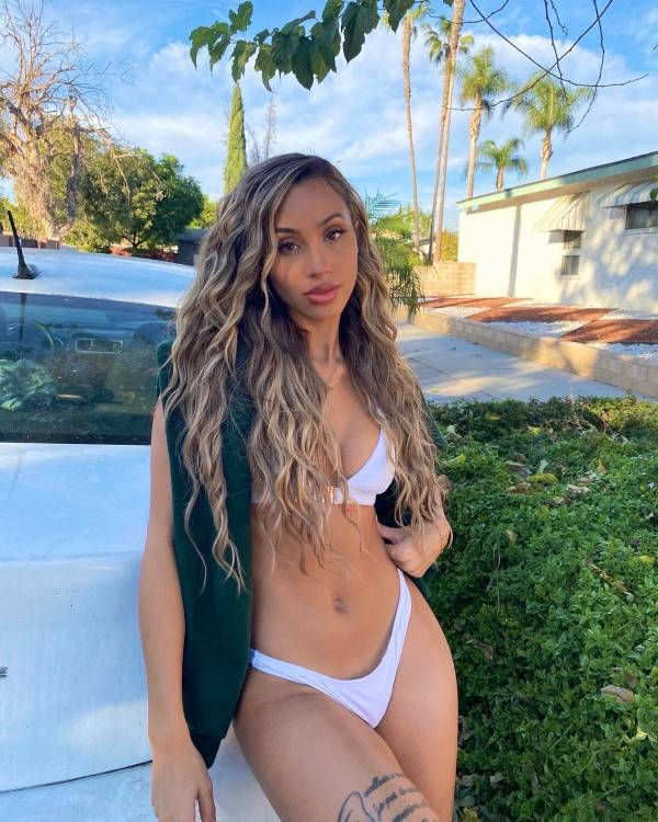 Jasmine Rae  nude photo