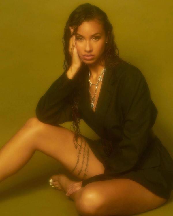 Jasmine Rae  nude photo