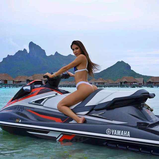 Jen Selter  nude photo