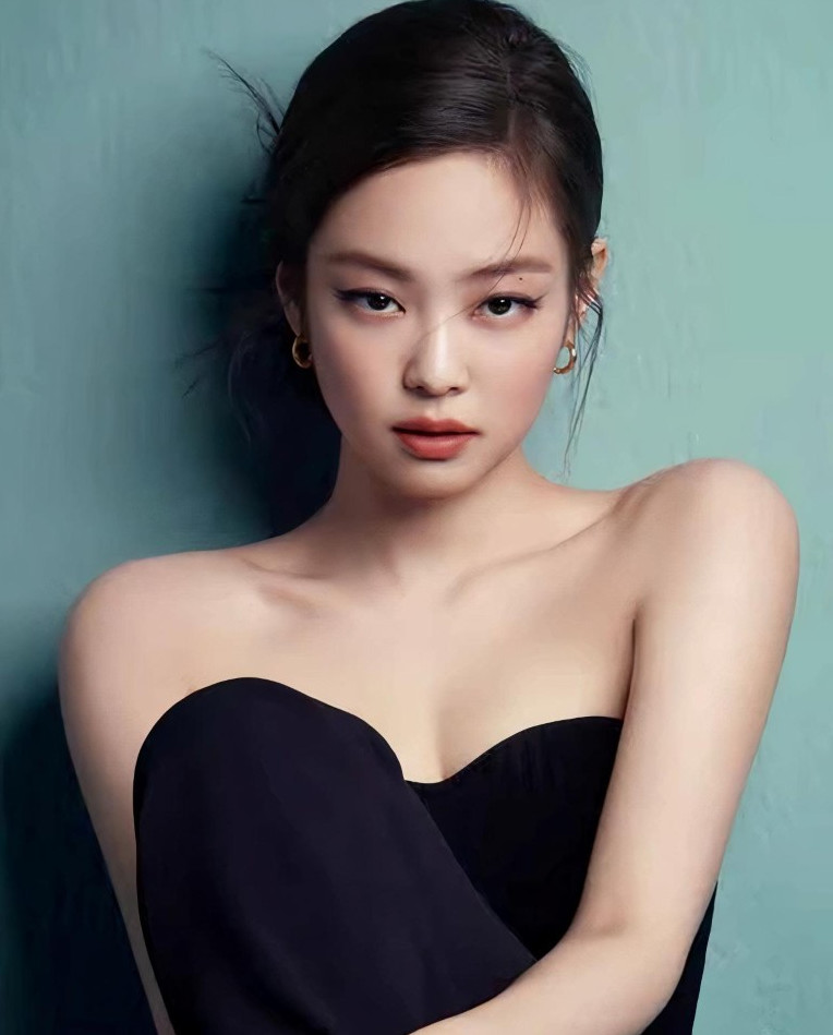 Jennie Kim  nude photo