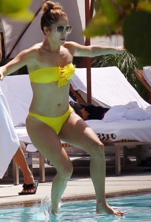 Jennifer Lopez Ass Pussy  nude photo