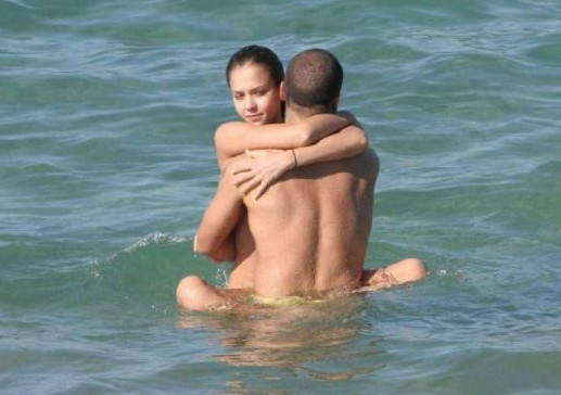 Jessica Alba Beach Sex  nude photo