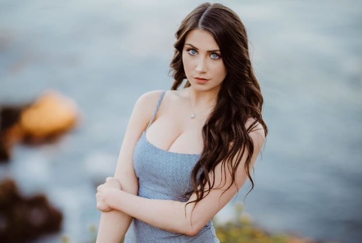 Jessica Bartlett  nude photo