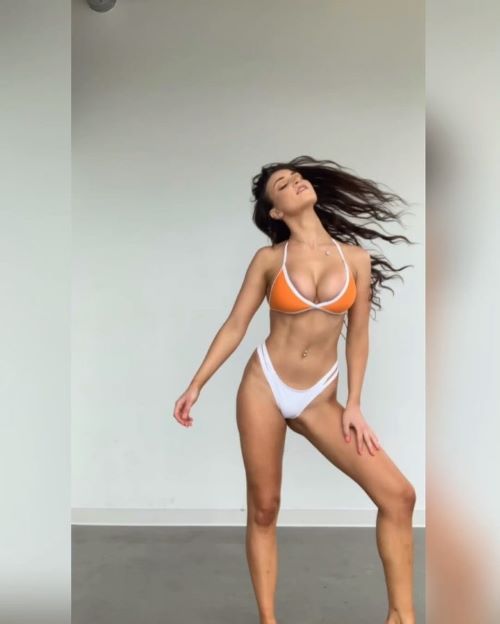 Jessica Bartlett  nude photo