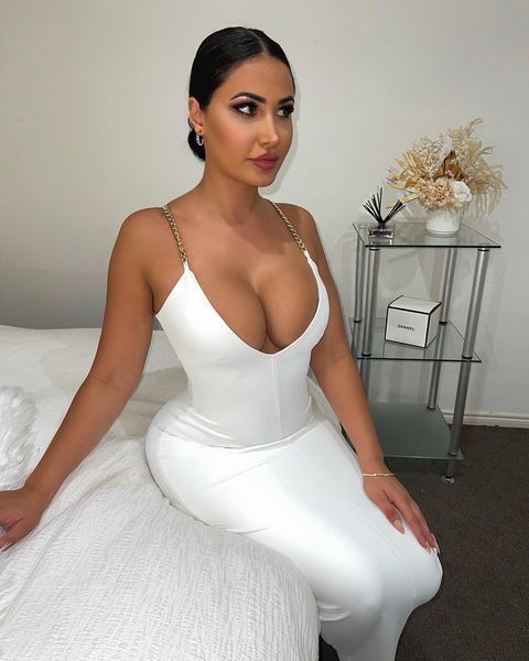 Jessica Foster  nude photo