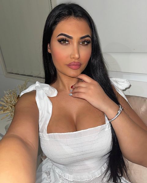 Jessica Foster  nude photo