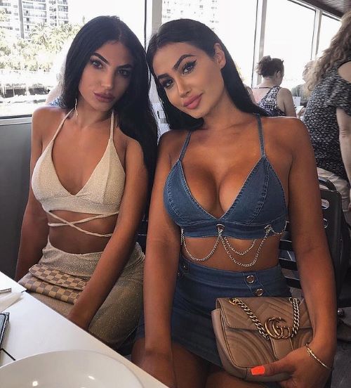 Jessica Foster  nude photo