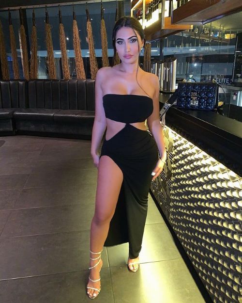 Jessica Foster  nude photo