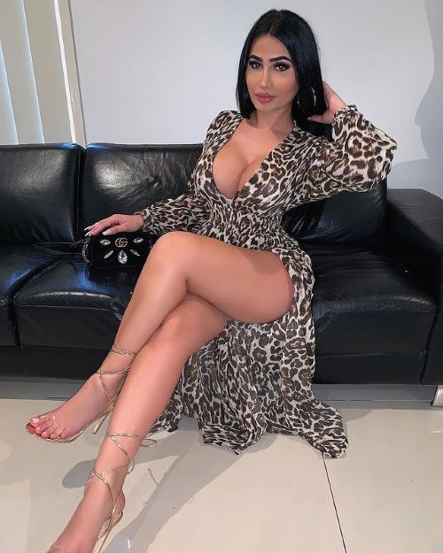 Jessica Foster  nude photo