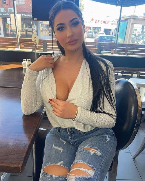 Jessica Foster  nude photo