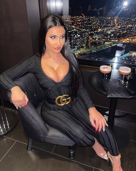 Jessica Foster  nude photo