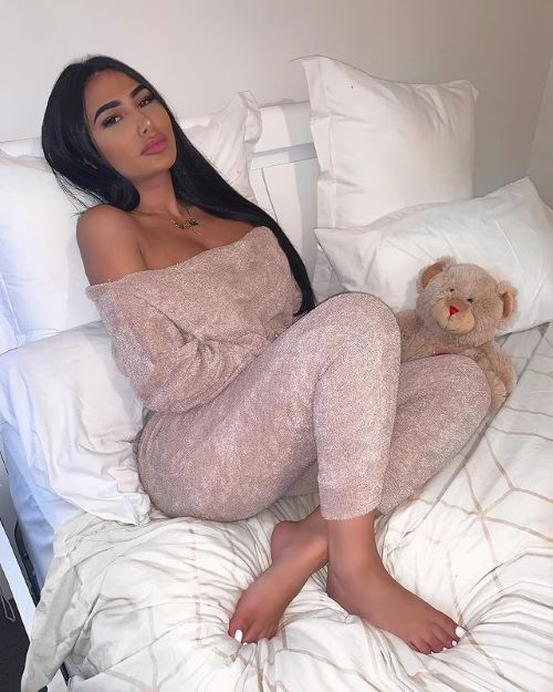 Jessica Foster  nude photo