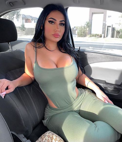 Jessica Foster  nude photo