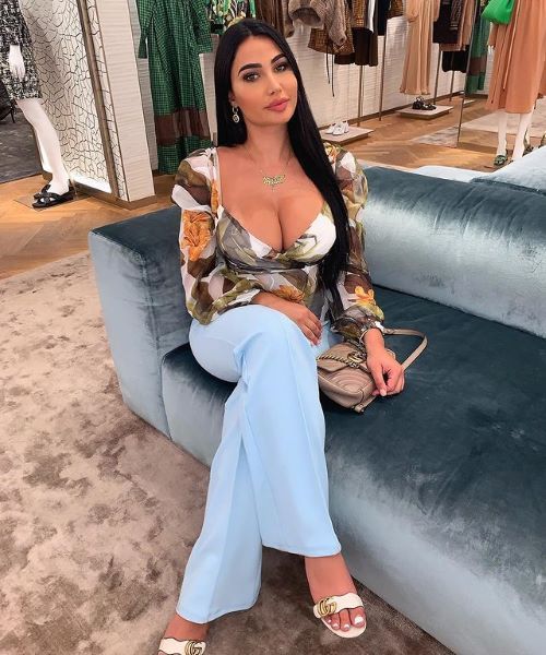 Jessica Foster  nude photo