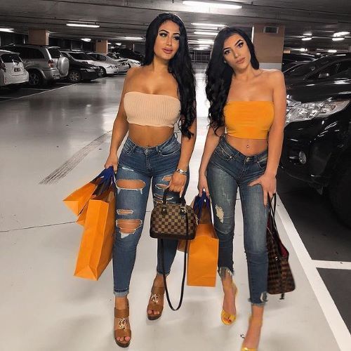 Jessica Foster  nude photo