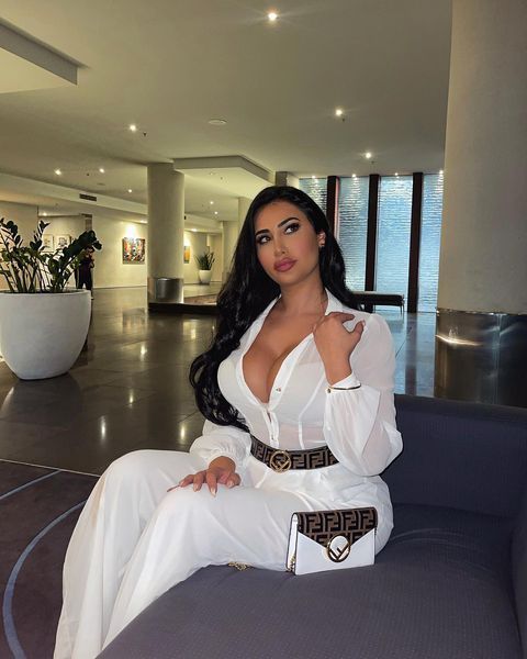 Jessica Foster  nude photo