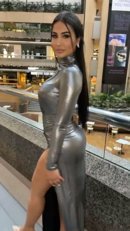 Jessica Foster  nude photo