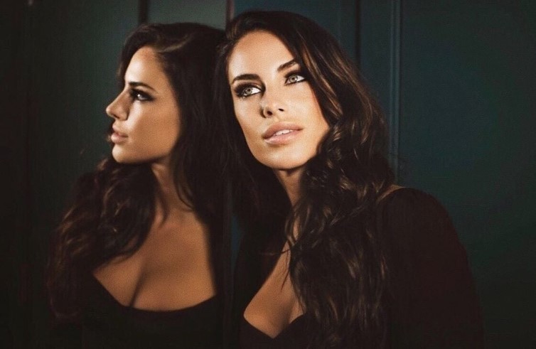 Jessica Lowndes Farrah Aviva Shoot 1 nude photo