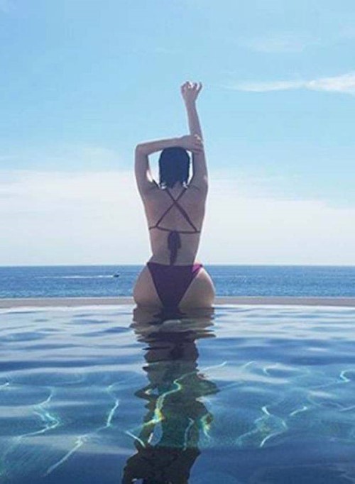 Jessie J Hot Big Ass In Bikini  nude photo