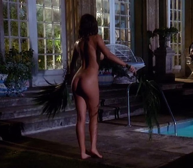 Joanne Whalley Nude Sexy Butt In Movie  nude photo