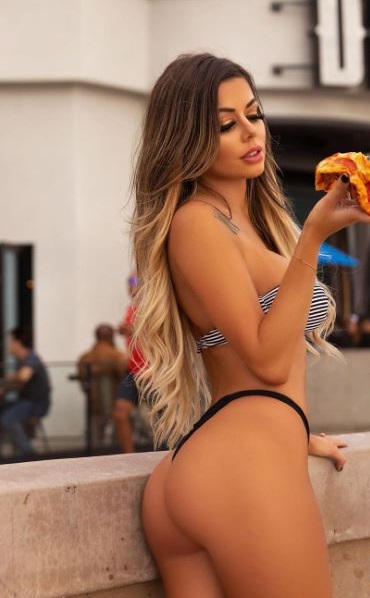 Juli Anne Kissinger  nude photo