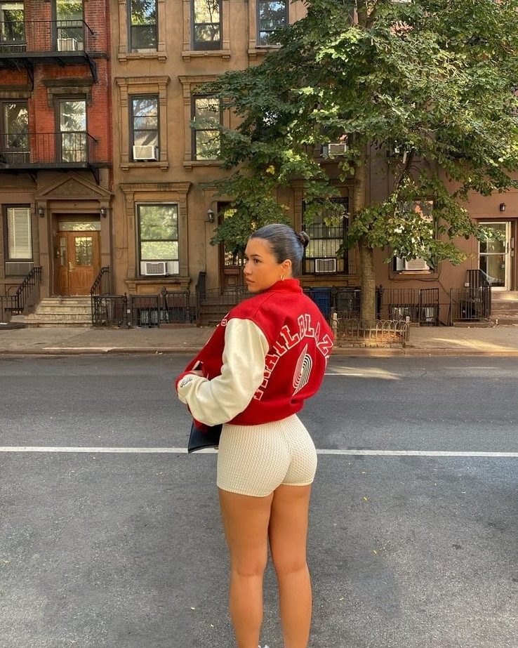 Julia Kelly  nude photo