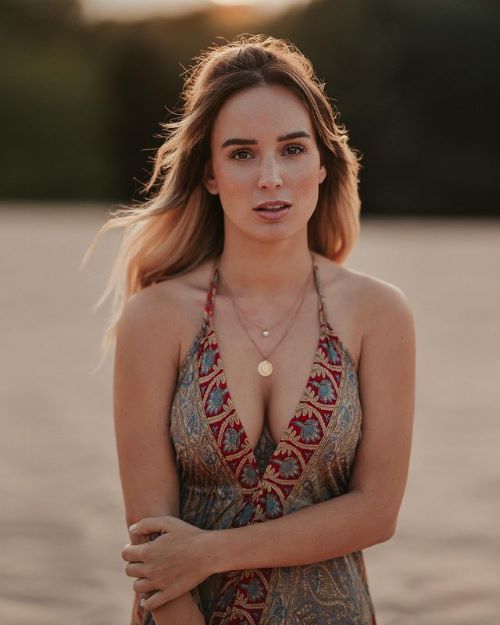 Julia Römmelt  nude photo