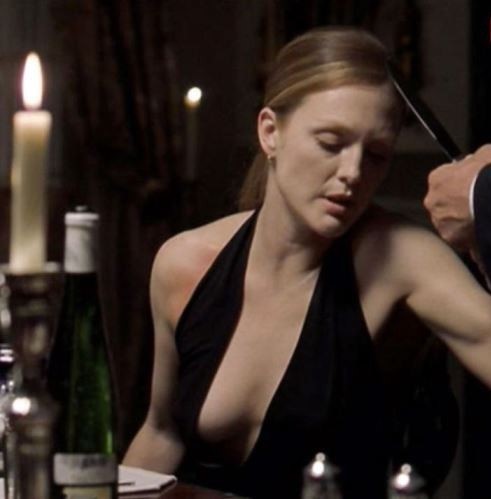 Julianne Moore Hannibal  nude photo