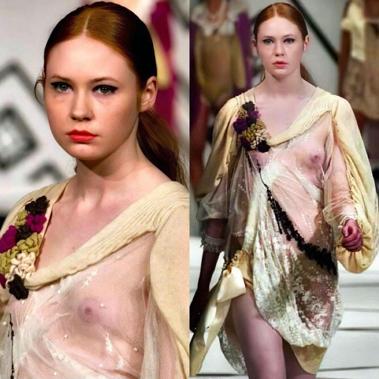 Karen Gillan Nipples See Through  nude photo